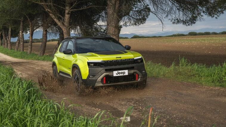 Nuova Jeep Avenger 4xe