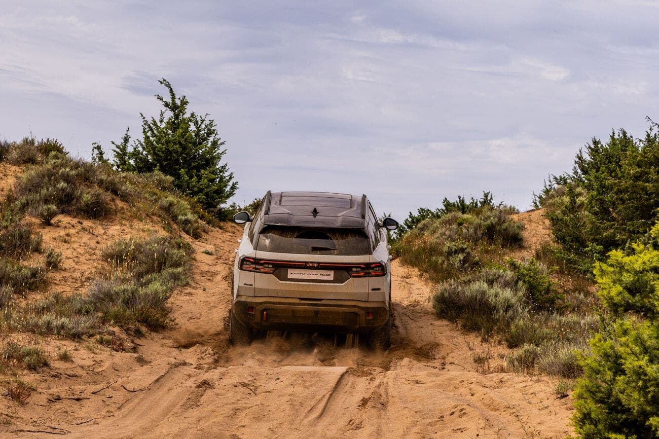 Nuova Jeep Compass 4xe 