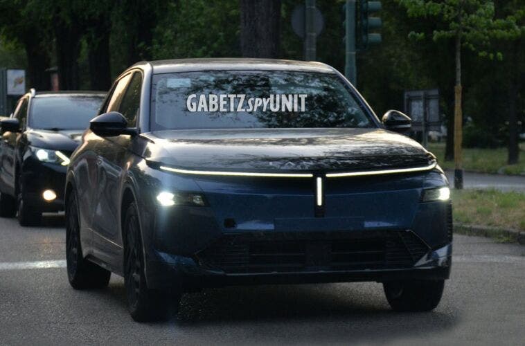 Nuova Lancia Gamma