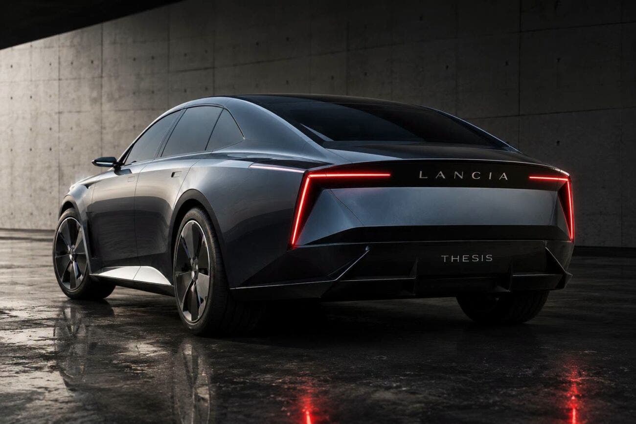 Nuova Lancia Thesis