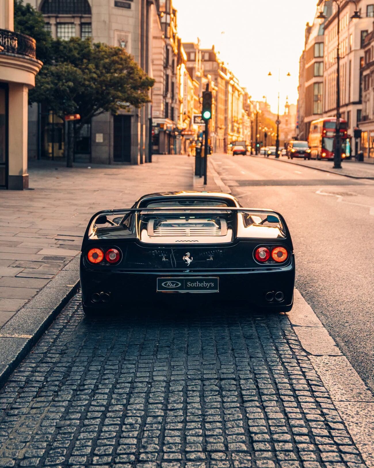 Ferrari F50 nera