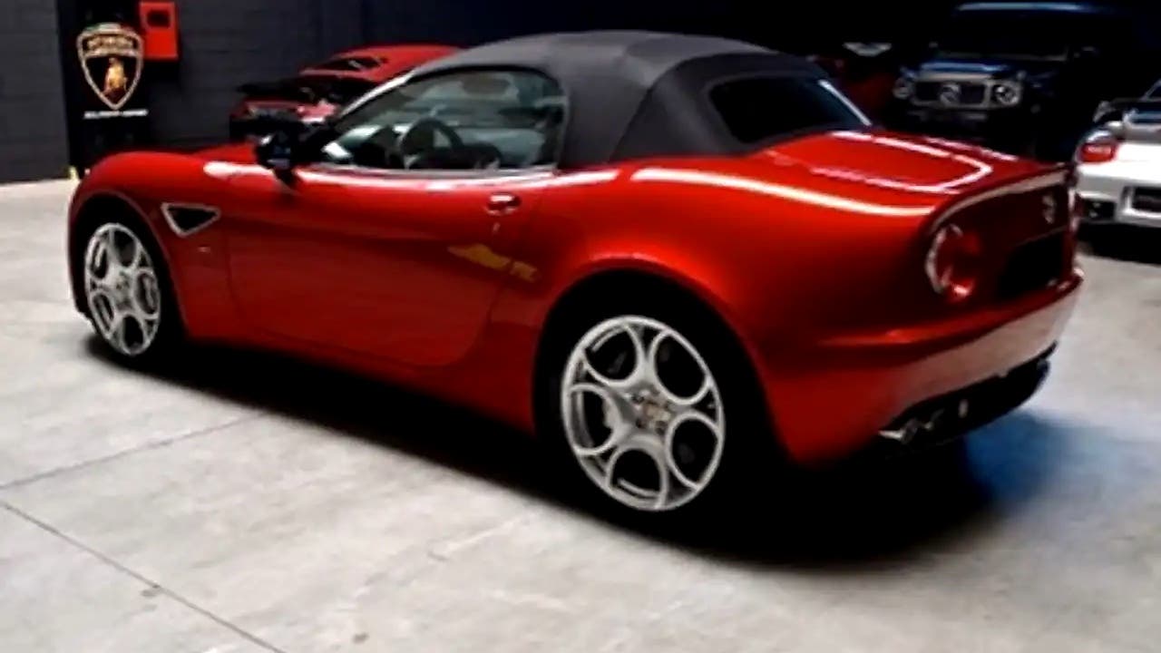 Alfa Romeo 8C