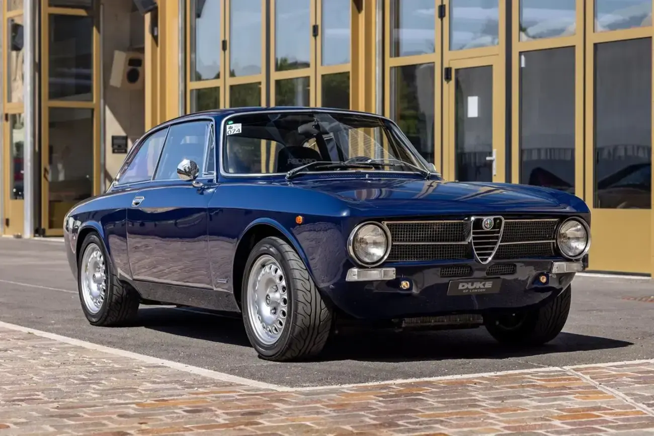 Alfa Romeo Giulia GT 1300 Junior