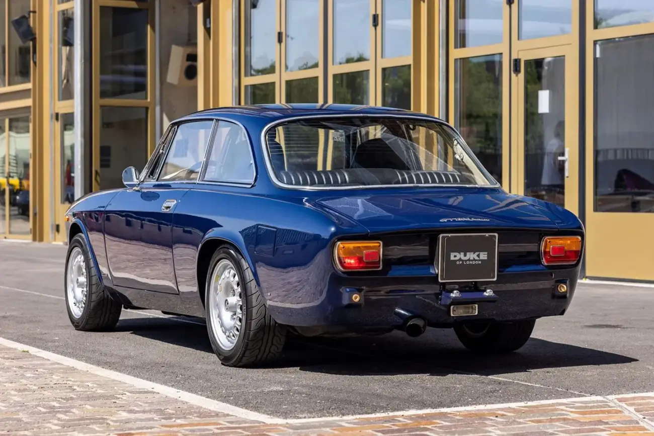 Alfa Romeo Giulia GT 1300 Junior