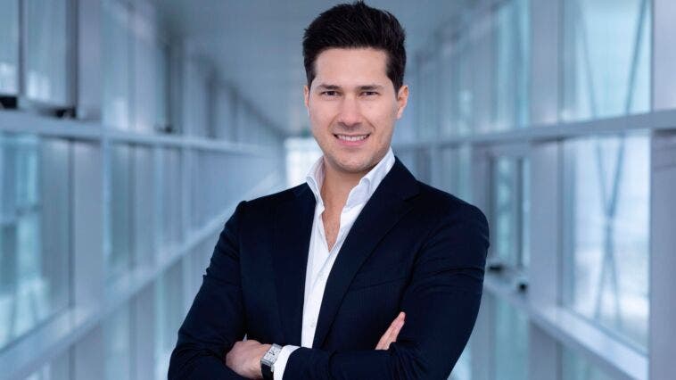 David Saravia