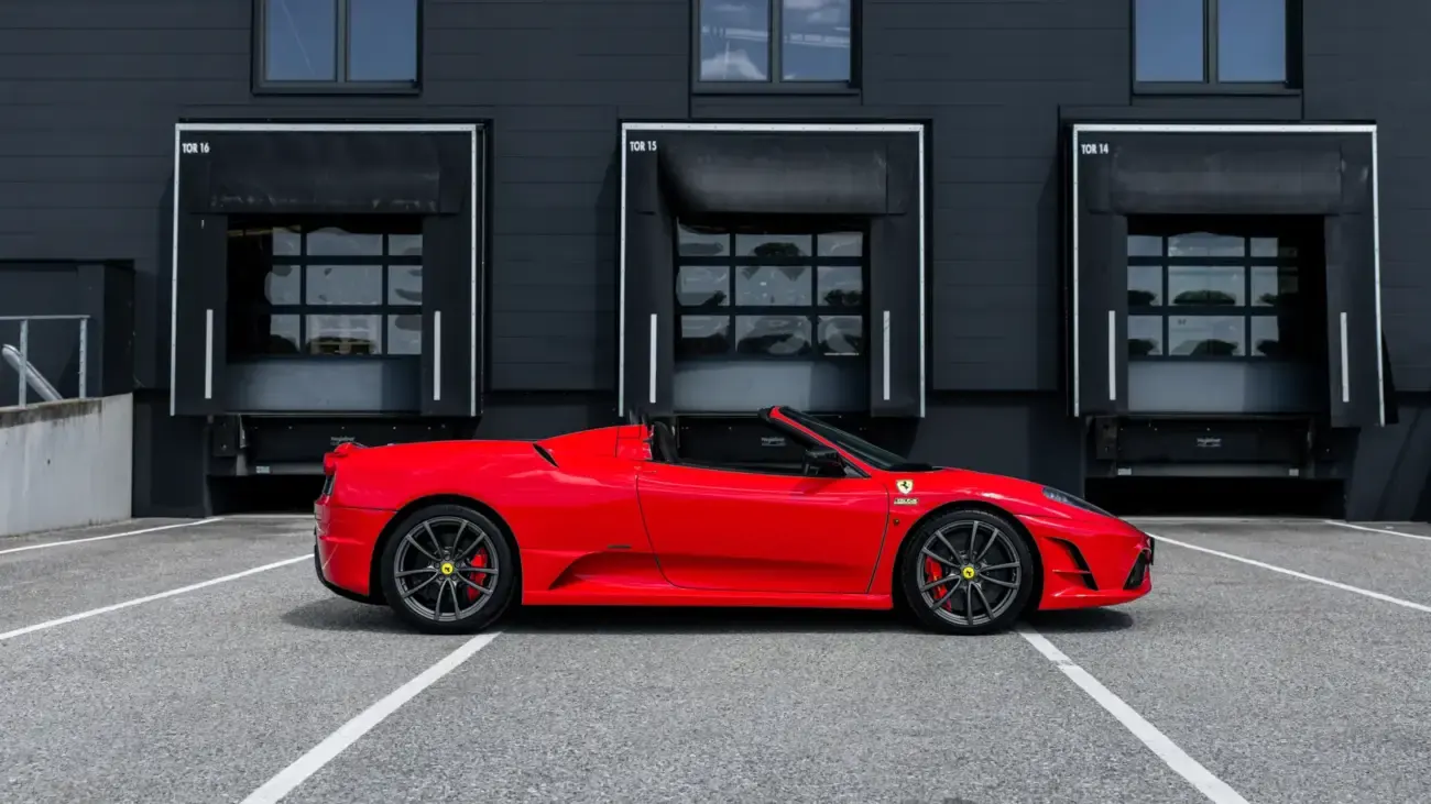 Ferrari 430 Scuderia Spider 16M