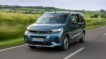 Opel Combo a benzina