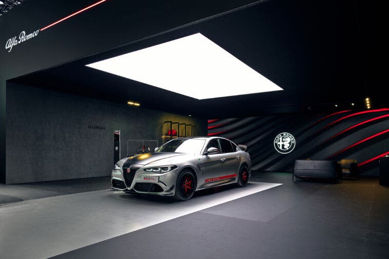 Alfa Romeo Giulia Luna Rossa