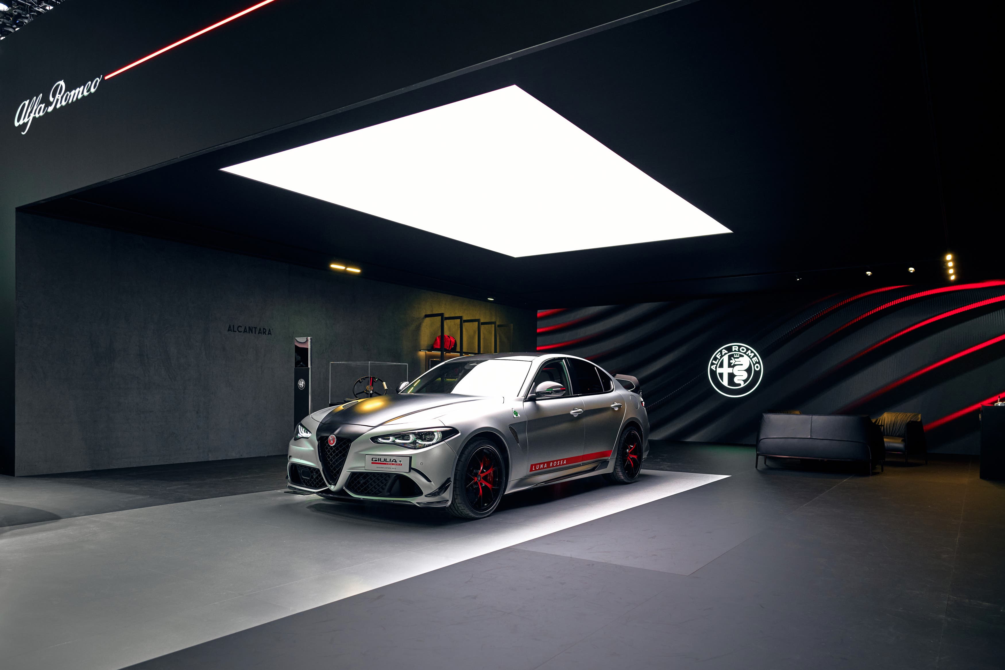 Alfa Romeo Giulia Luna Rossa