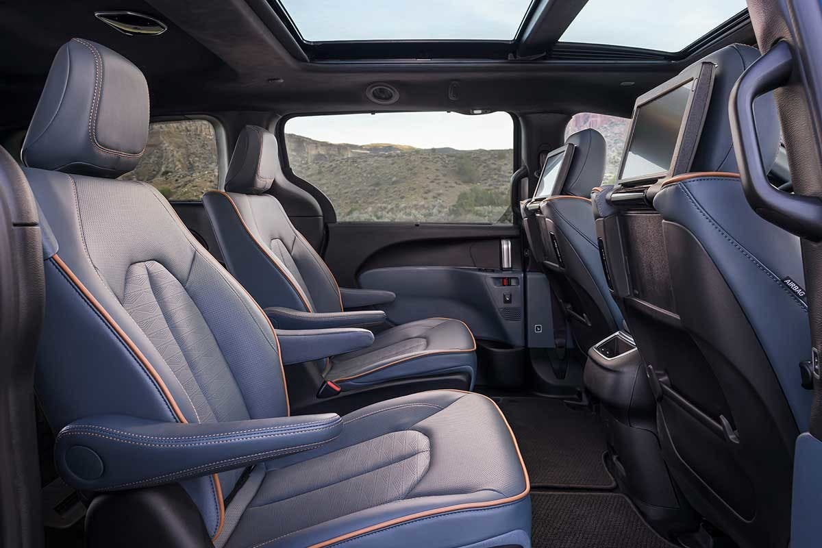 chrysler pacifica 2027