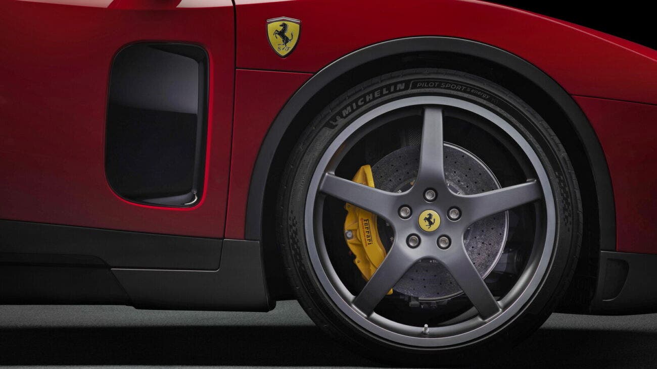 ferrari luce