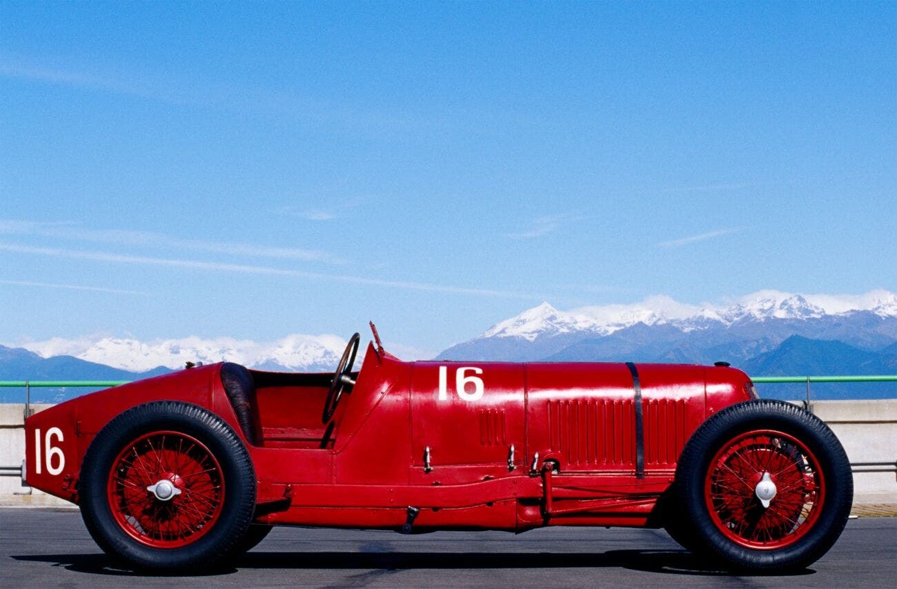Maserati Tipo 26