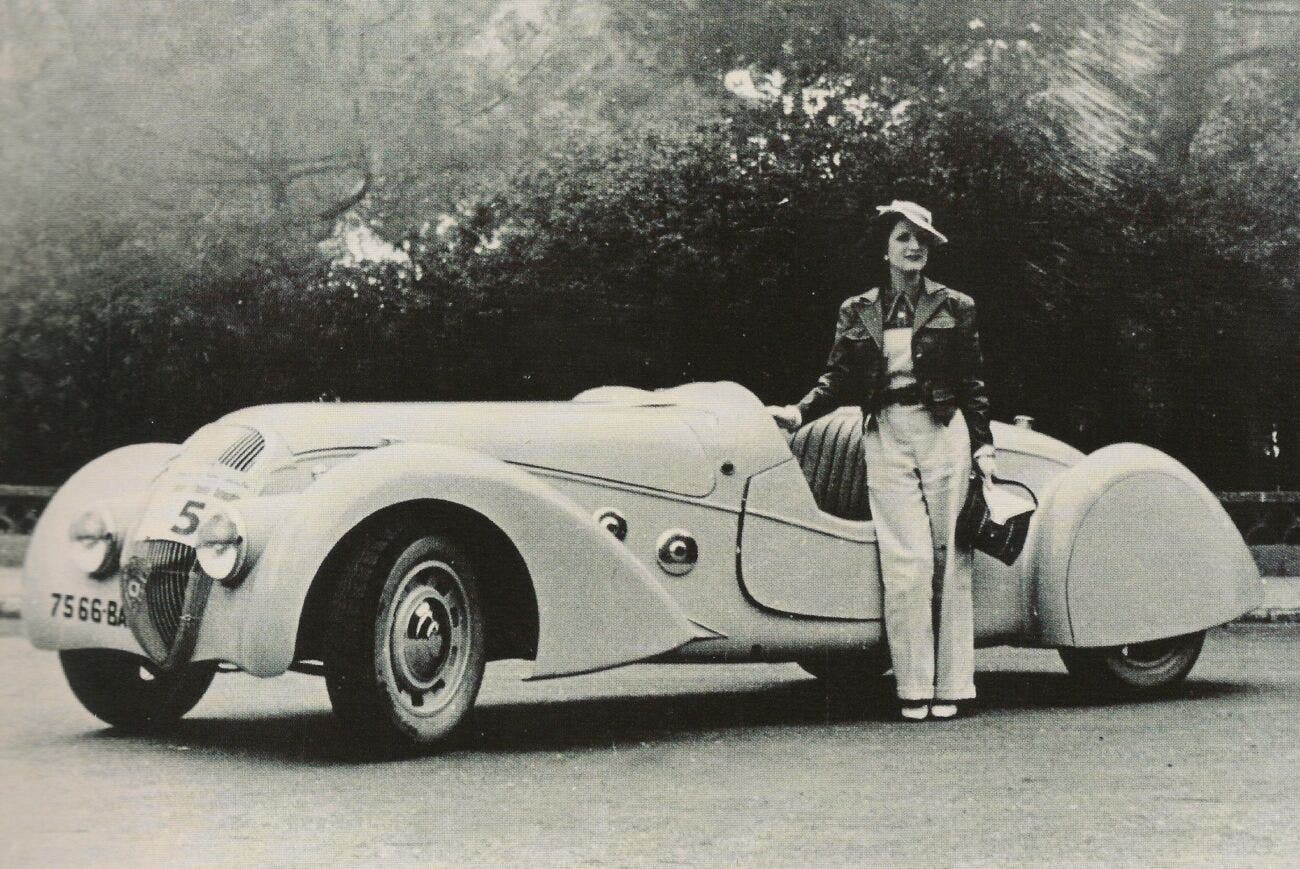 Peugeot 302