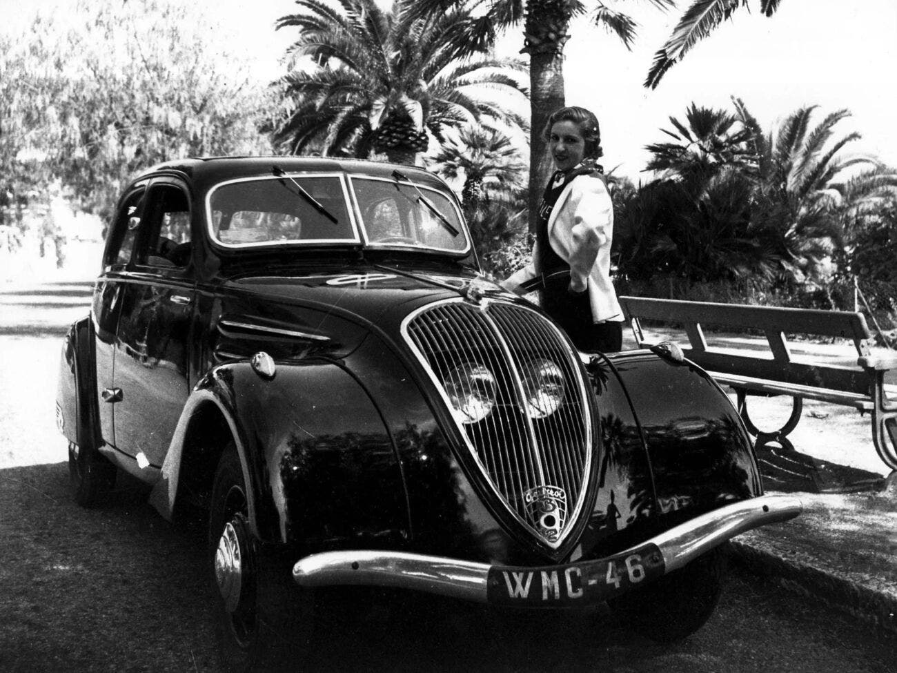 Peugeot 302