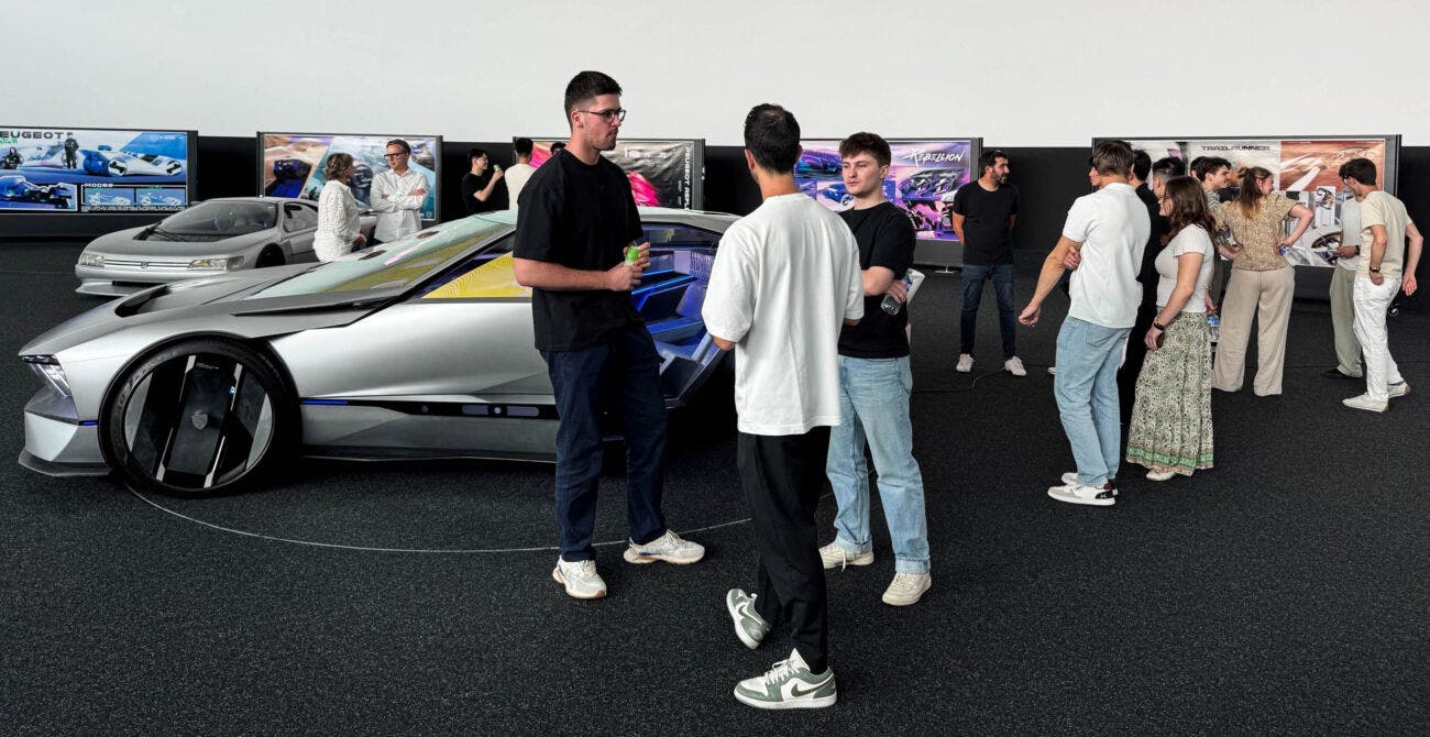 Peugeot e Strate School of Design