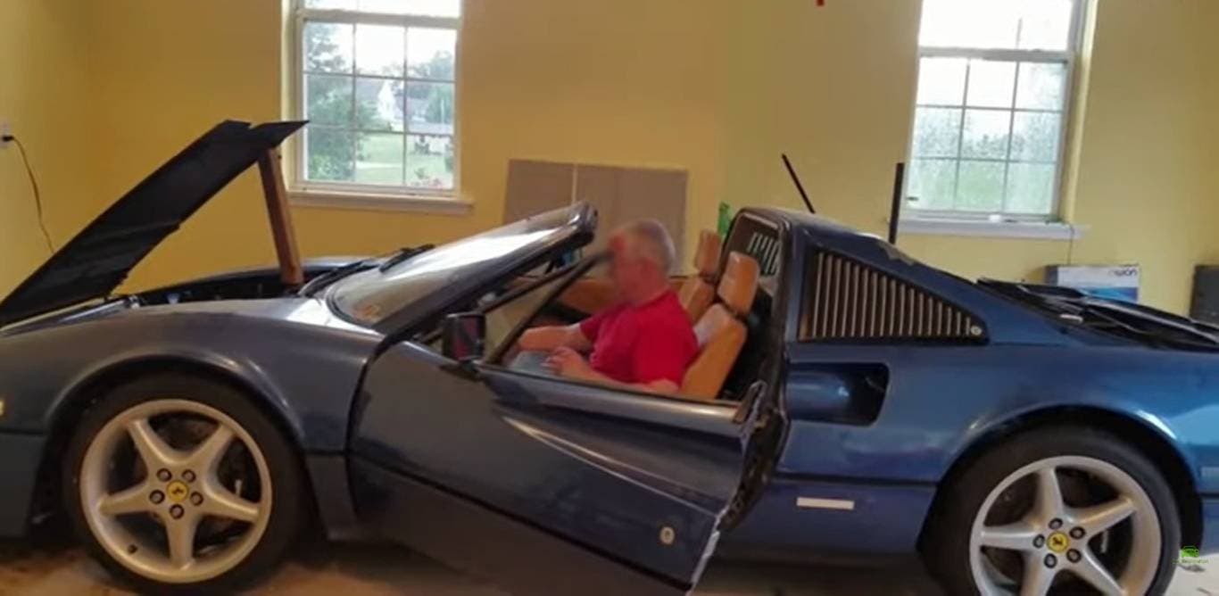 Una Ferrari 308 GTS con motore V12 di Maranello, modificata in un restauro estremo