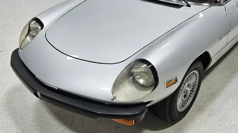 Alfa Romeo 2000 Spider Veloce