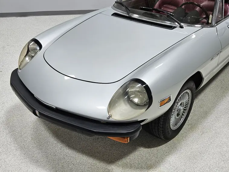 Alfa Romeo 2000 Spider Veloce
