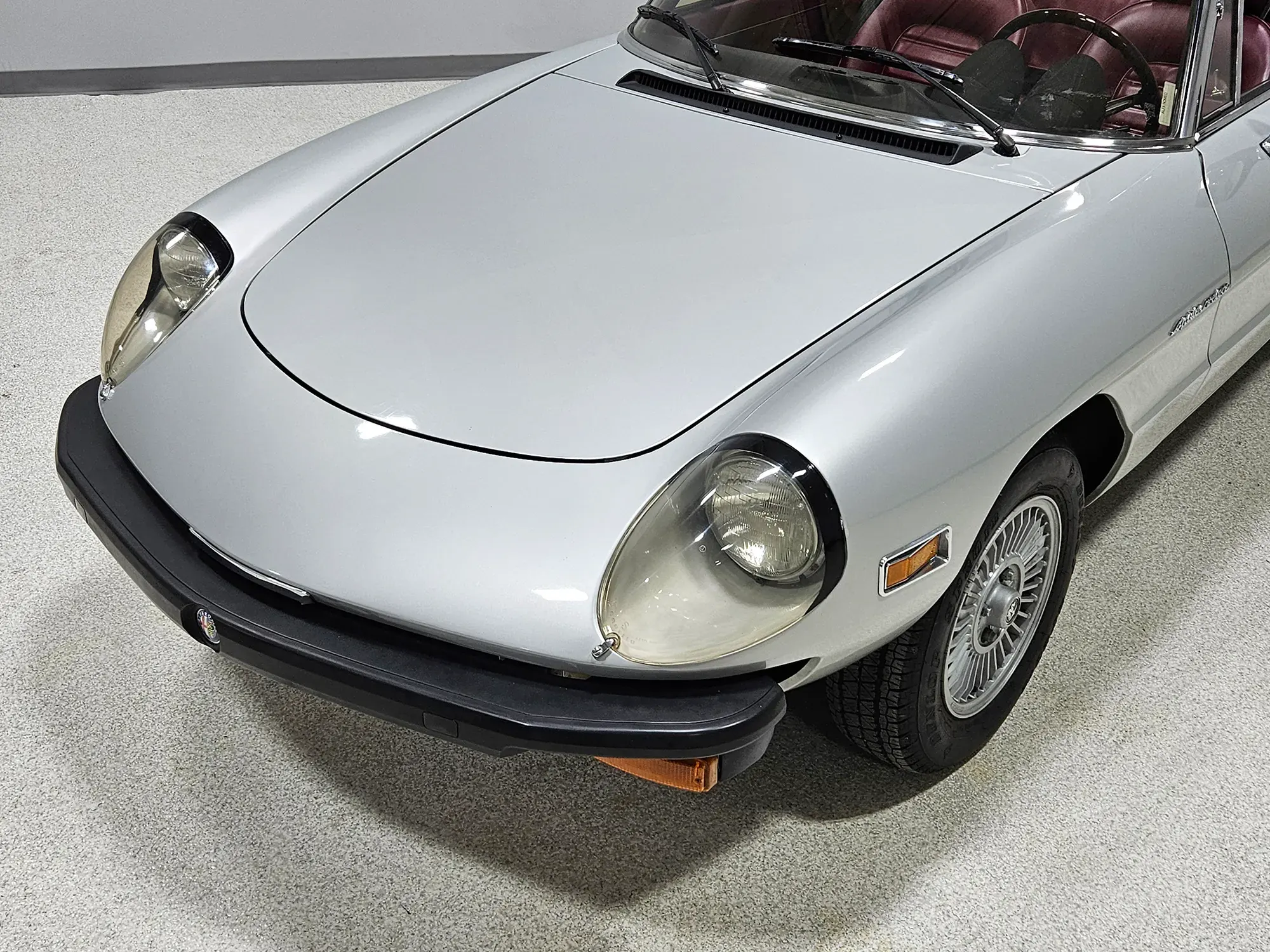 Alfa Romeo 2000 Spider Veloce