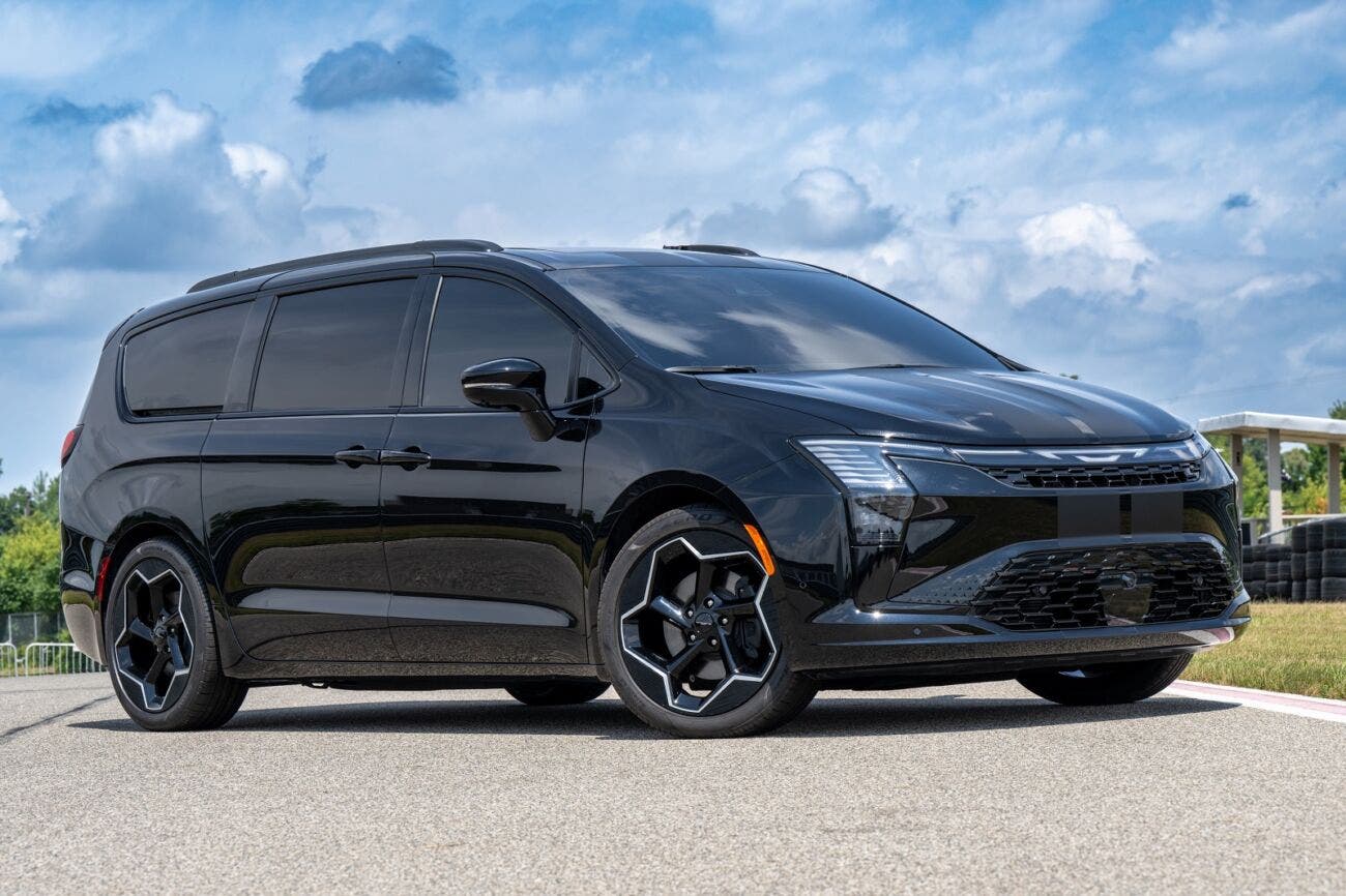 Chrysler Pacifica Limited S Factory Concept