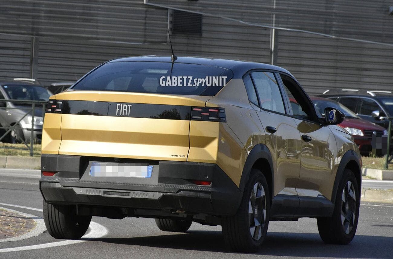 Fiat Grizzly Fastback Hybrid 2