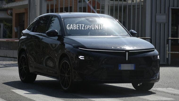 Lancia Gamma HF Integrale nero vulcano
