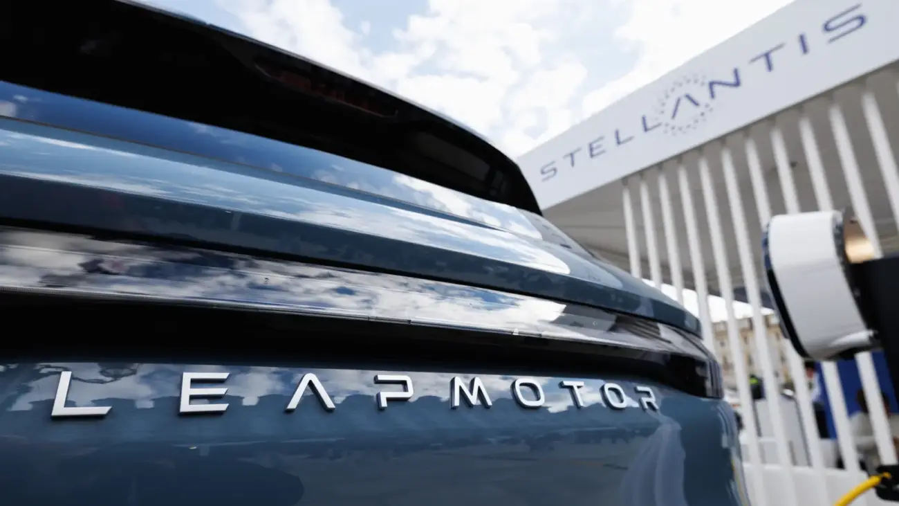 leapmotor, badge