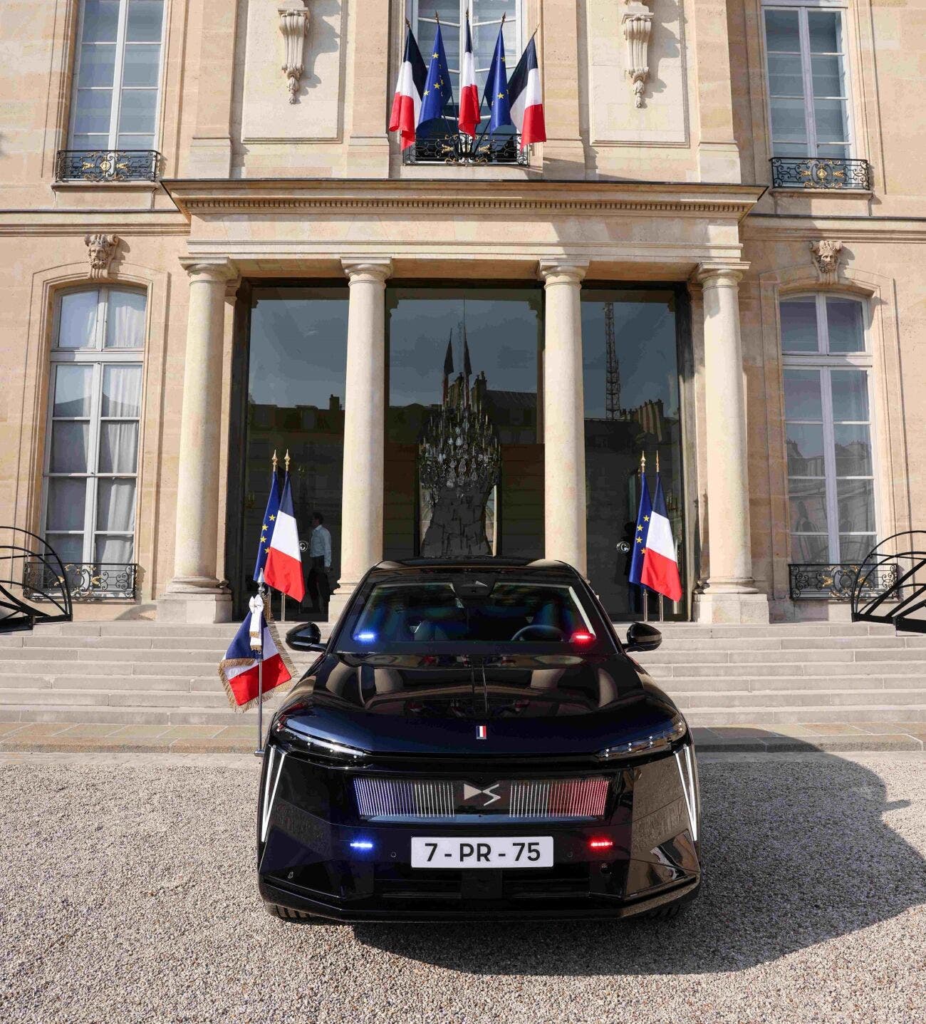 DS N°7 ÉLYSÉE