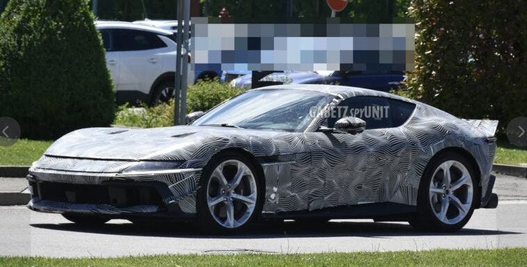 Ferrari 12Cilindri VS