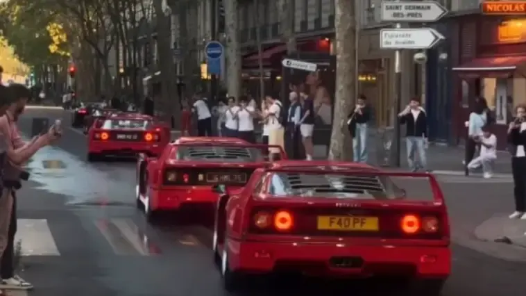 Ferrari F40 a parigi