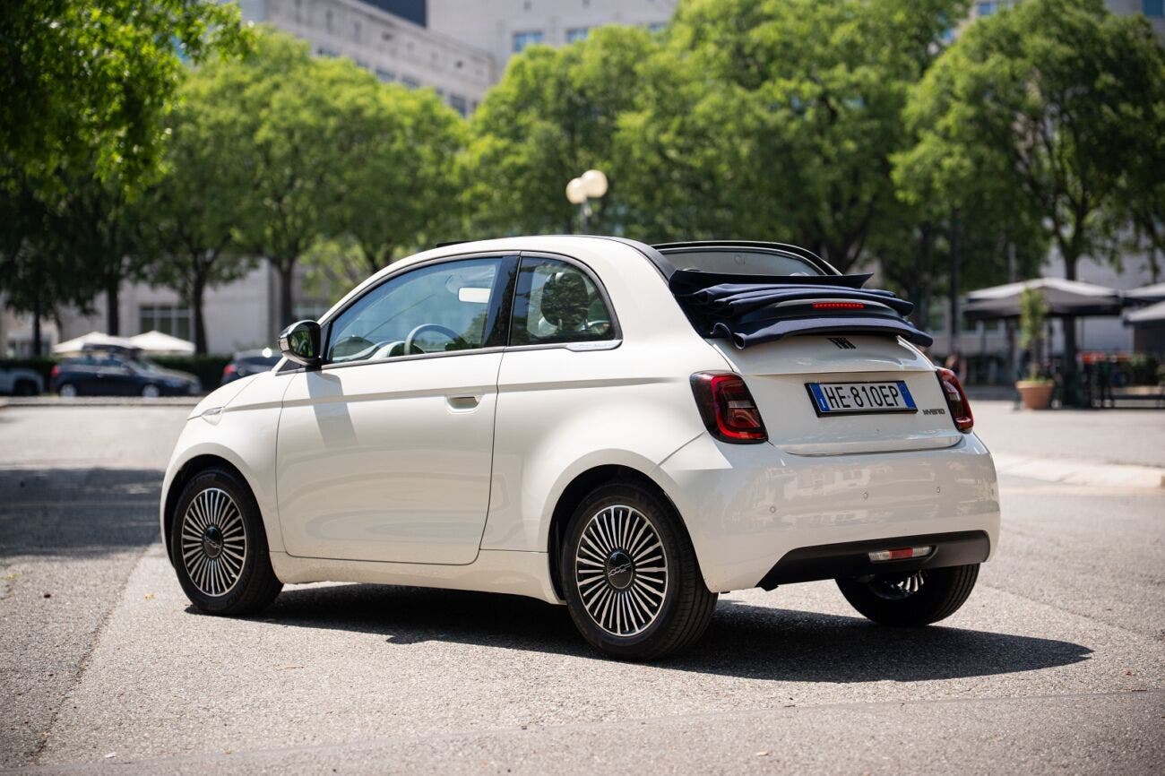 Fiat 500 Hybrid Dolcevita