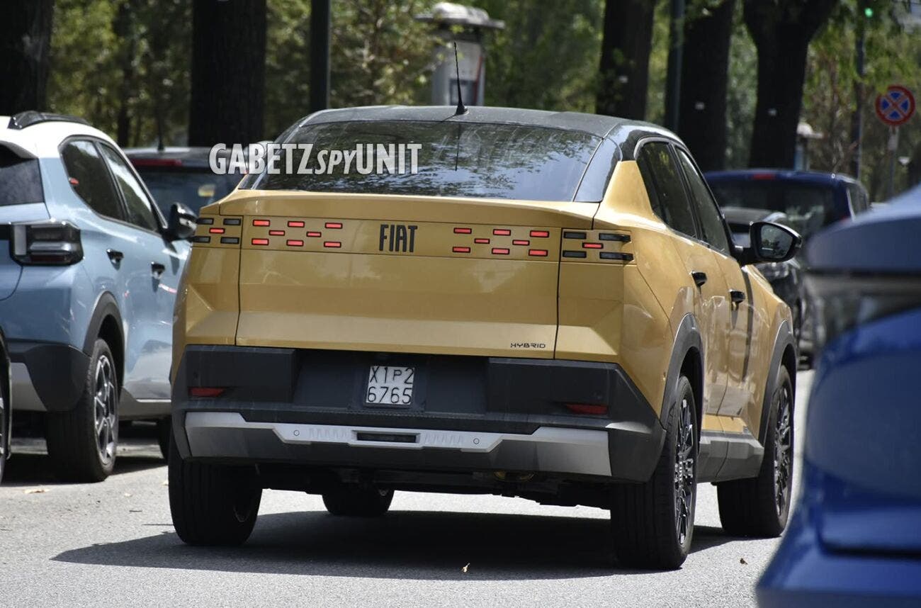 Fiat Grizzly Fastback Hybrid 