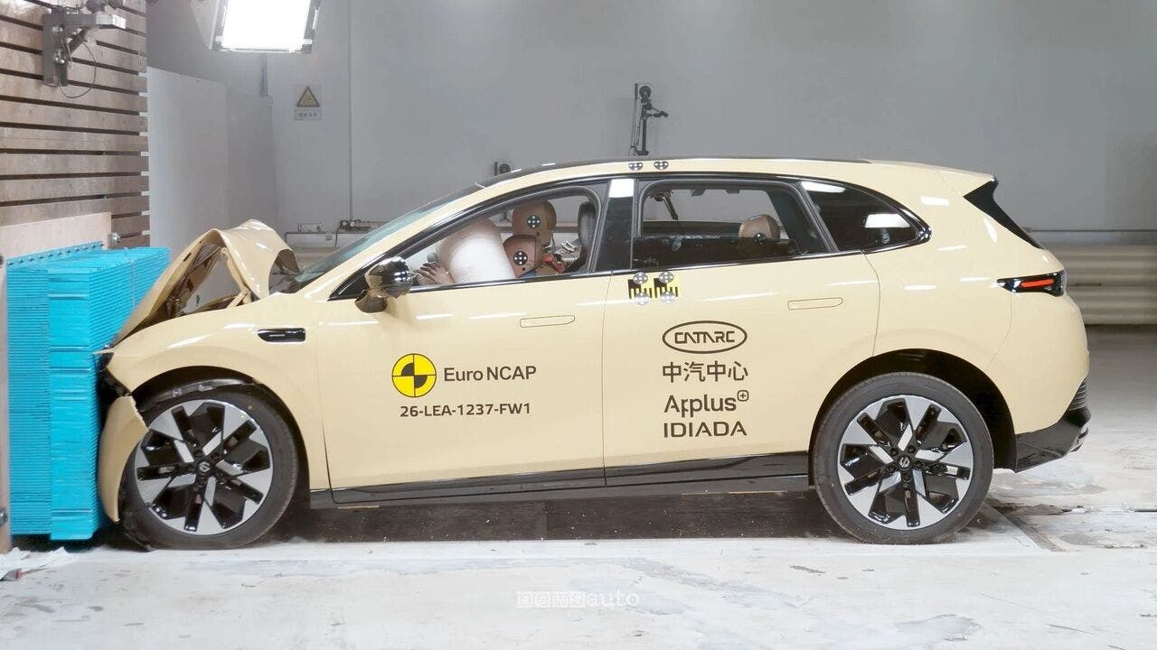 Leapmotor B05 sorprende nei crash test Euro NCAP: per l’elettrica cinese arriva il massimo dei voti