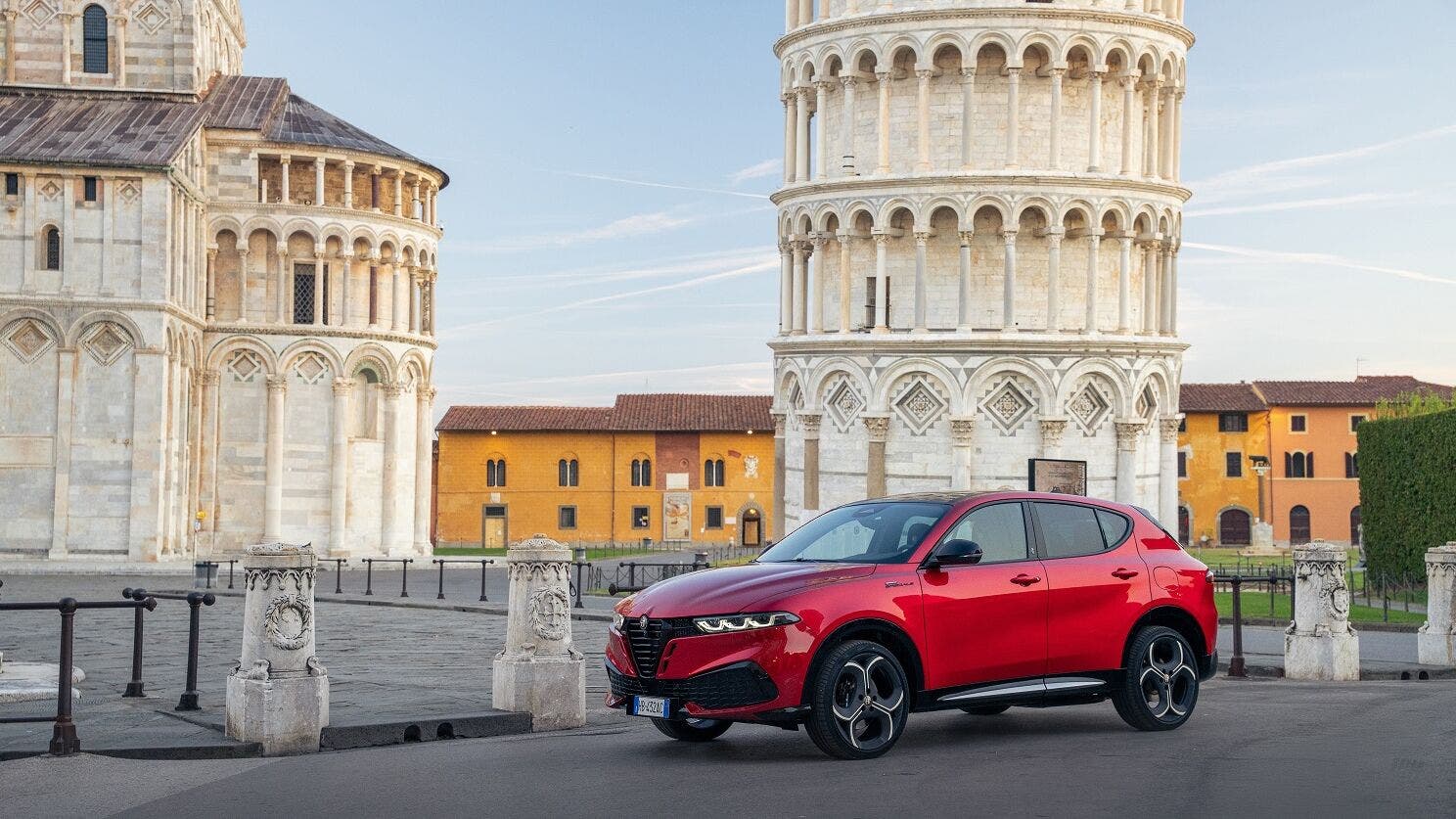Alfa Romeo Tonale Ibrida Sport Speciale debutta in Giappone: solo 60 esemplari