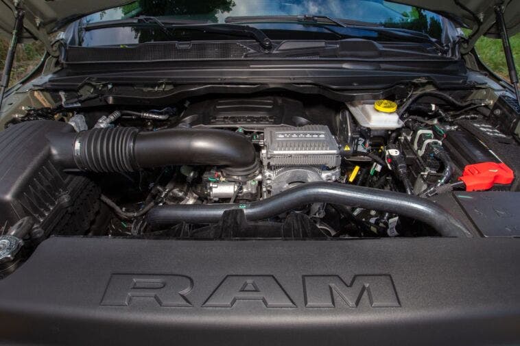 V8 Hemi