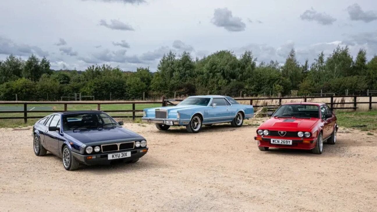 Jeremy Clarkson si separa dalle auto che non voleva restituire: tra loro Lancia e Alfa Romeo storiche