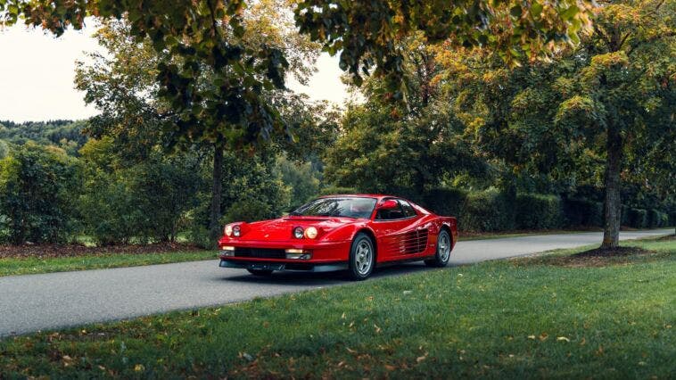 Ferrari Testarossa monospecchio e monodado