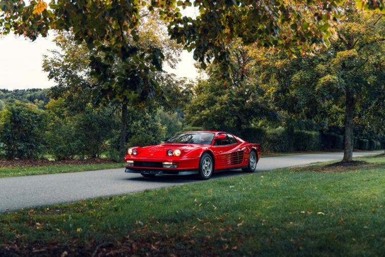 Ferrari Testarossa monospecchio e monodado