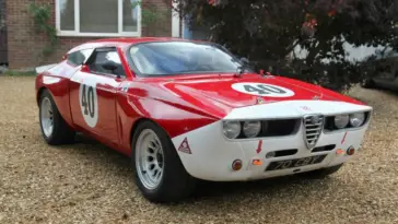 Alfa Romeo Giulia 1300 GT
