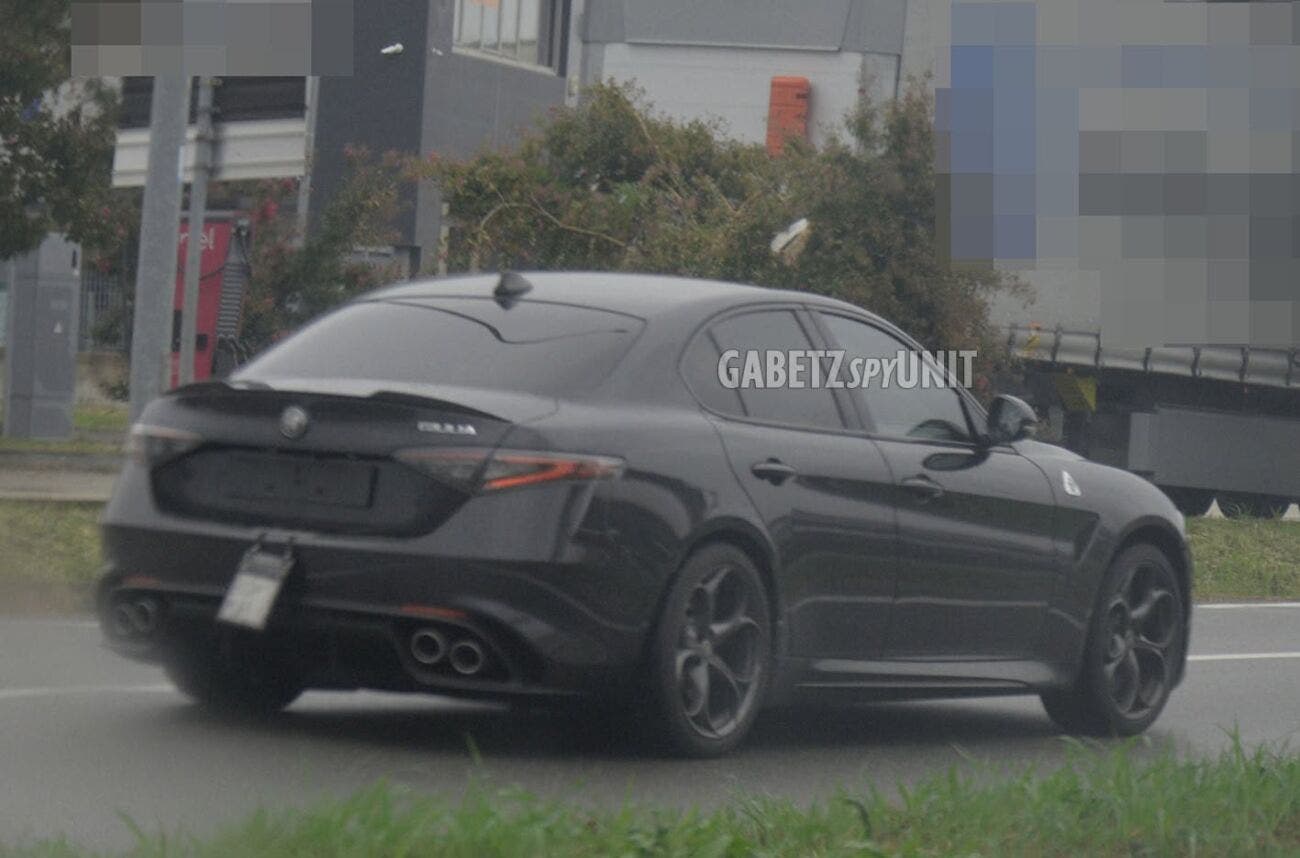 Alfa Romeo Giulia Quadrifoglio MY27 2