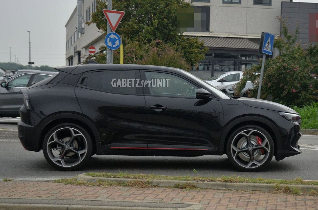 Alfa Romeo Junior MY27 1