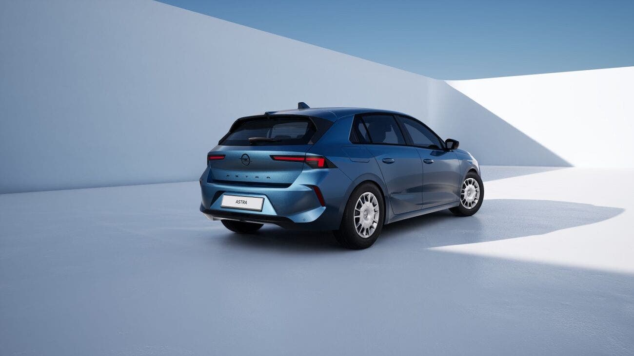 Opel Astra Start