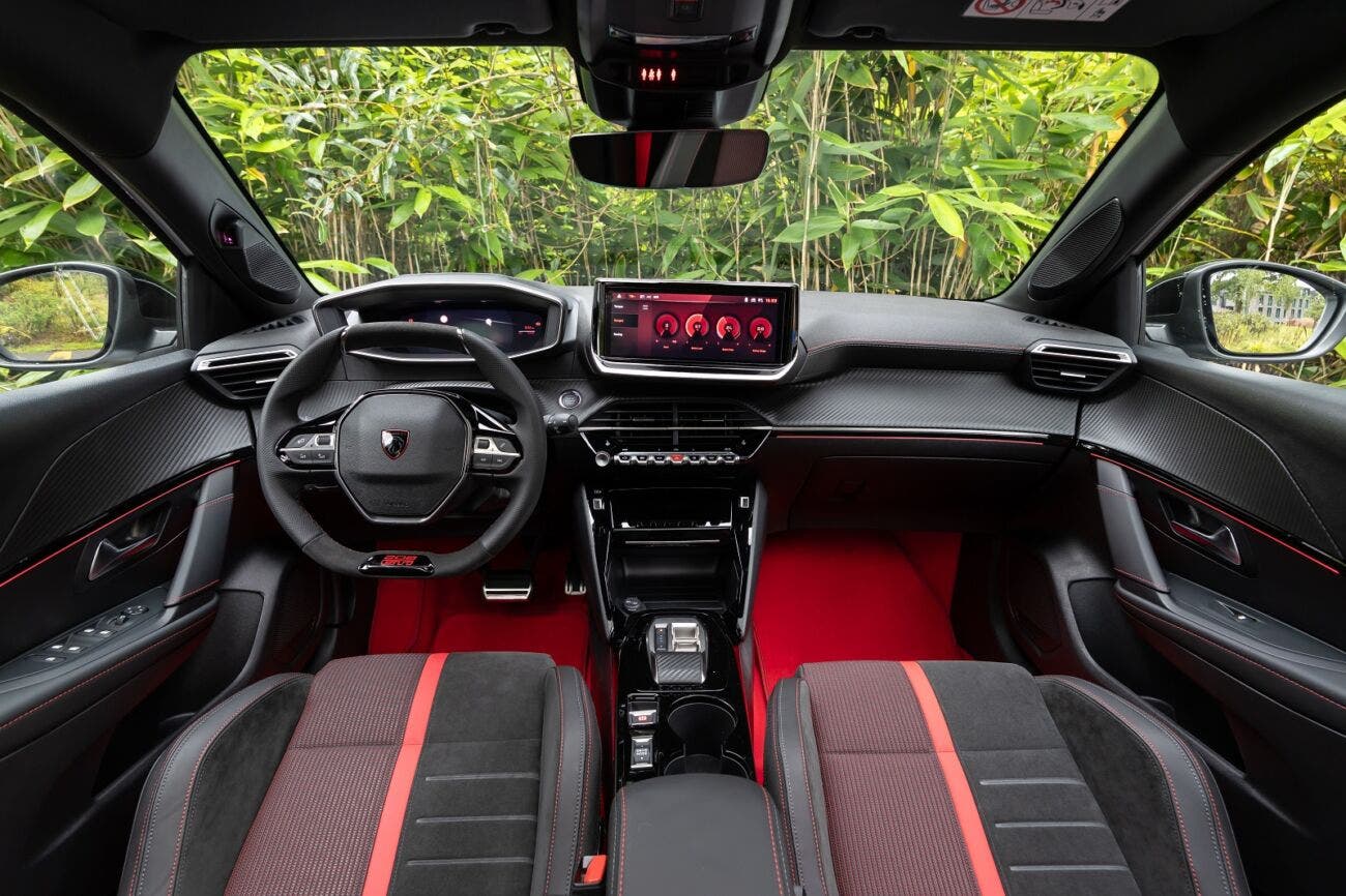 Peugeot e-208 GTi