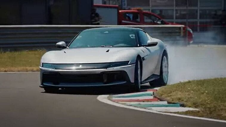 Ferrari 12Cilindri Manuale Charles Leclerc Lewis Hamilton