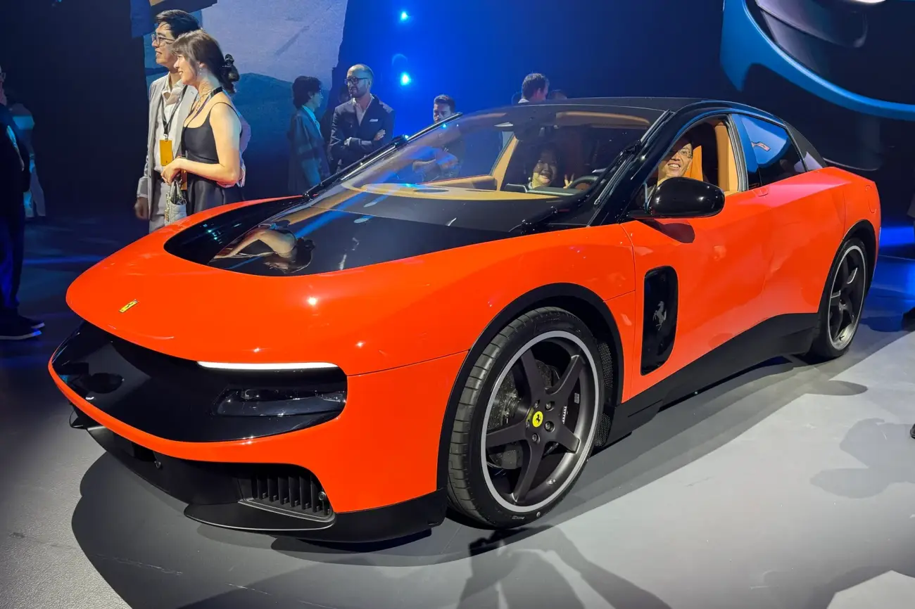 ferrari luce