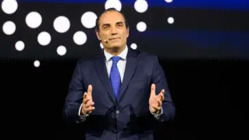 stellantis, ceo filosa